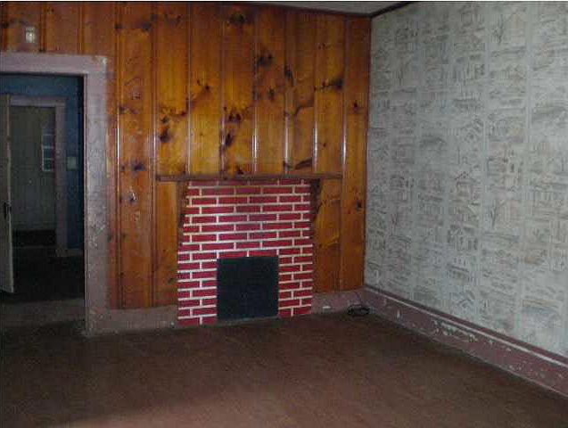2nd image of 321 Saint Augustine Ave