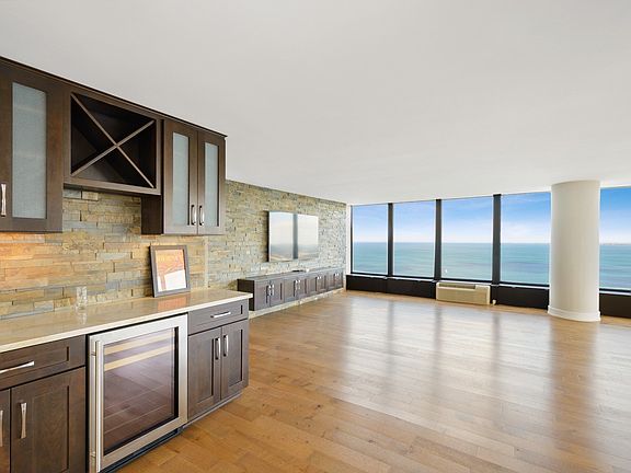 3rd image of 505 N Lake Shore Dr #6110-11