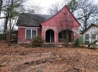 407 N West St, Morrilton, AR 72110