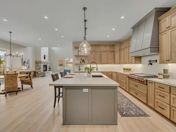 3168 W Chalk Creek Way S, South Jordan, UT 84095