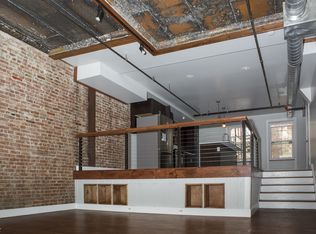 9 1st St, Troy, NY 12180