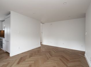 1510 Bathurst St #50102A-402, Toronto, ON M5P 3H3
