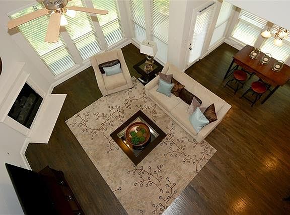 2nd image of 1743 Eagle Crest Dr