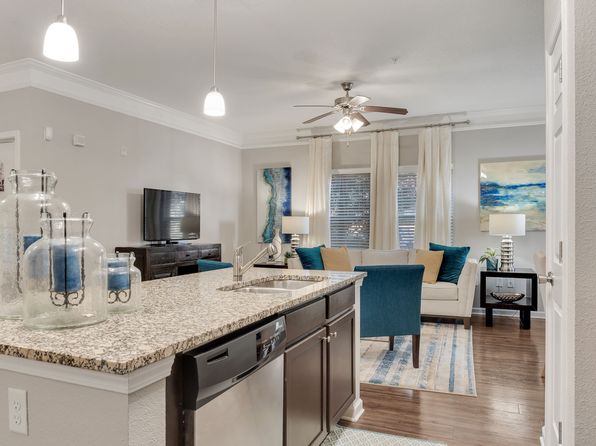 118 Plantation Creek Dr #9-105