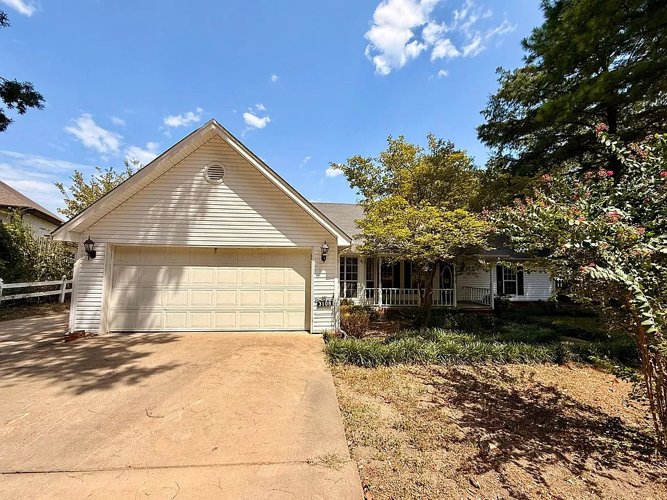 3108 Maplewood Ter