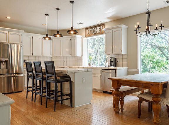 2nd image of 2248 Ashford Pl