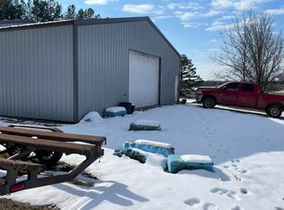 31 Guinea Ln, Greers Ferry, AR 72067