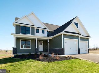 111 Heirloom Dr, Centre Hall, PA 16828