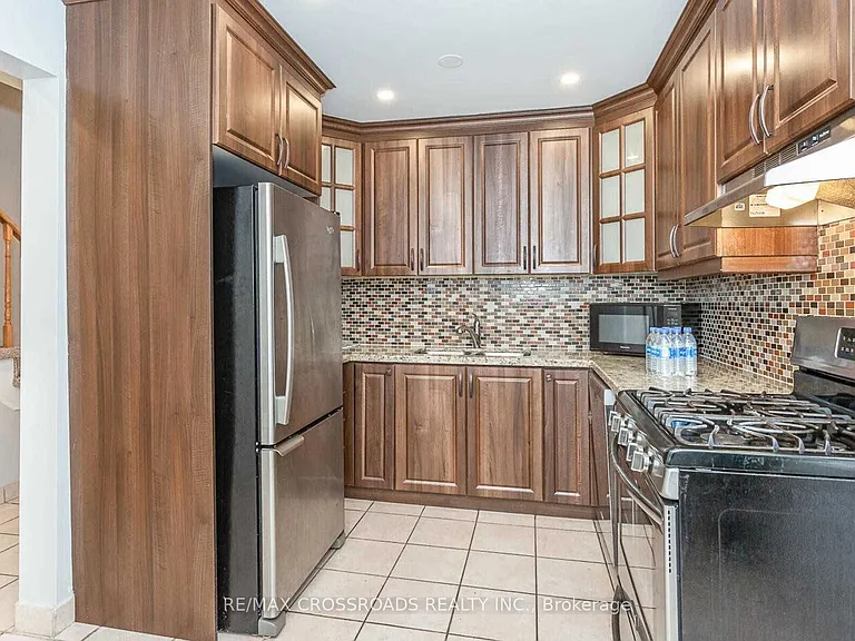 5041 Rundle Ct — Photo 9