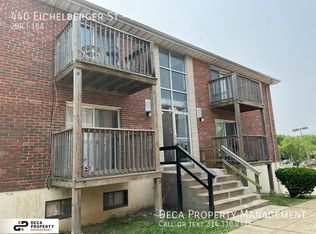 440 Eichelberger St APT D, Saint Louis, MO 63111