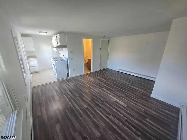14 New St #2A — Photo 6