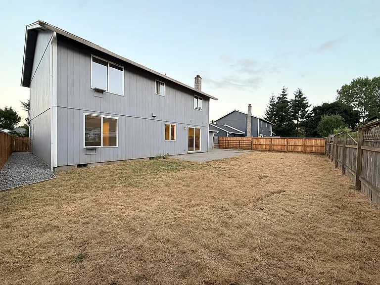 275 Hillshire Dr — Photo 24