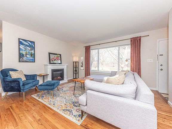 5th image of 2835 Sequoia Pkwy