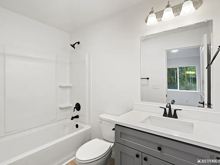 12372 Lake St #B10 — Photo 11