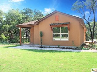 2225 Candlelight Dr, Canyon Lake, TX 78133