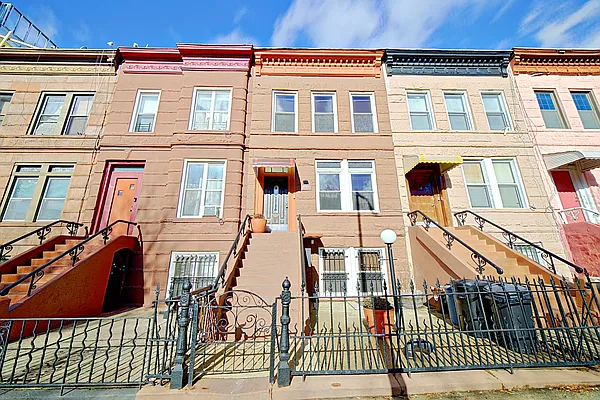 Rented by Jenefer Joseph & Associates | media 12