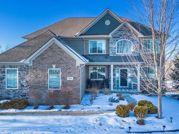 496 Overlook Dr, Oxford, MI 48371
