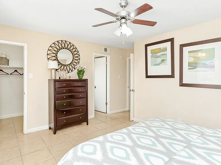 The Alora Apartments — Photo 9