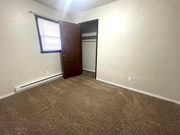 3rd image of 111 Ralph St