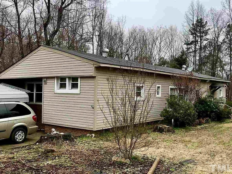 1st image of 1610 Foxfire Dr