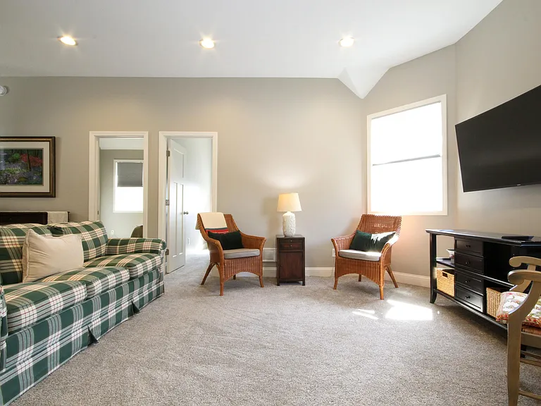 711 Sims Ave #A — Photo 9