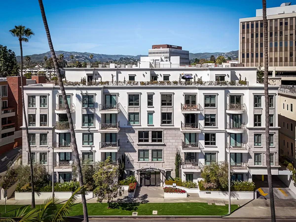 Building Photo - Montclair