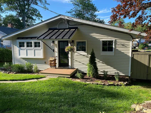 33 Sunset Dr, Lebanon, CT 06249