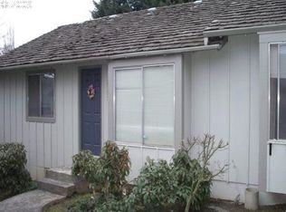 6985 SW Napa Dr, Tualatin, OR 97062