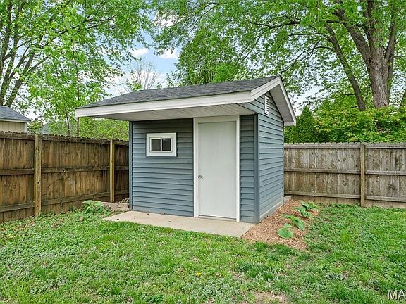3rd image of 1004 Andra Dr