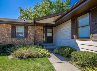 2305 Norwood Dr, Waukesha, WI 53188