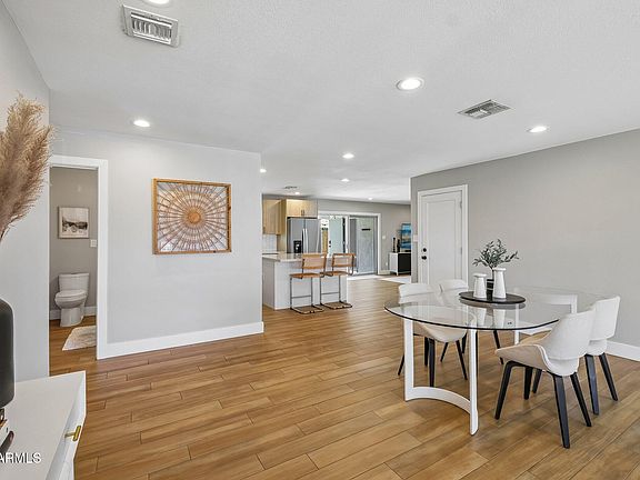 5th image of 3927 E DESERT COVE Avenue