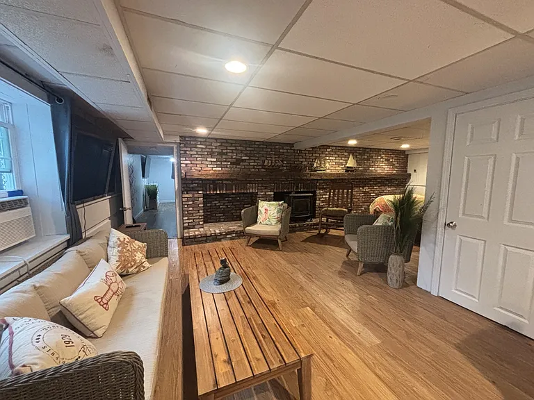 Sitting area