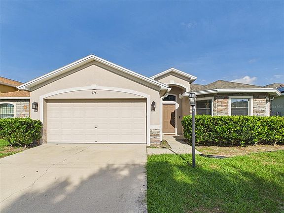 3rd image of 874 BUCCANEER BOULEVARD
