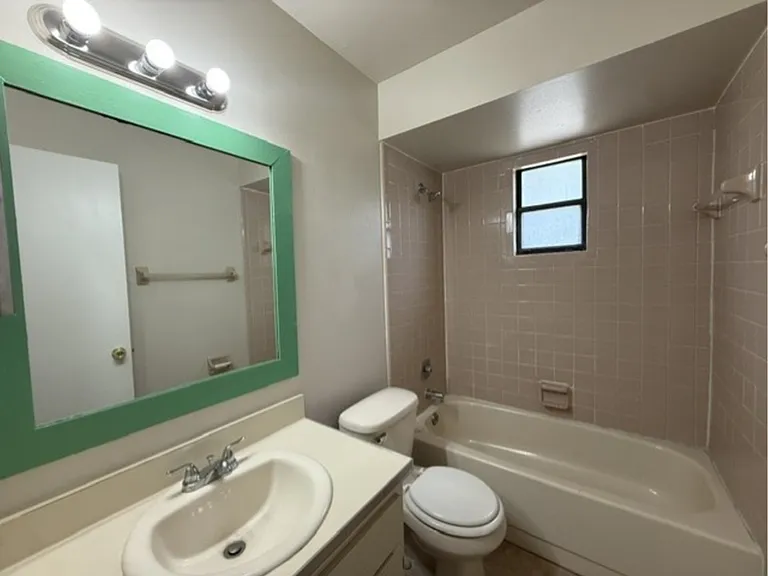 291 Ruskin St — Photo 10