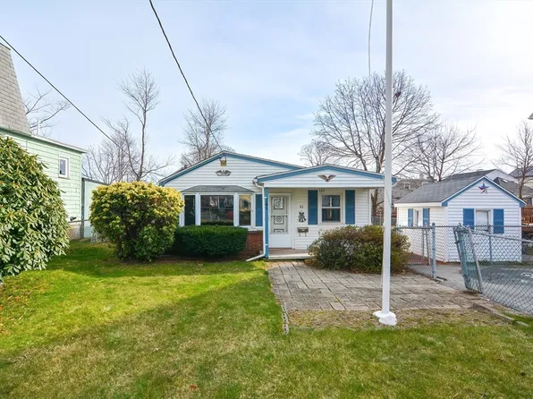 41 Turner St, Quincy, MA 02169