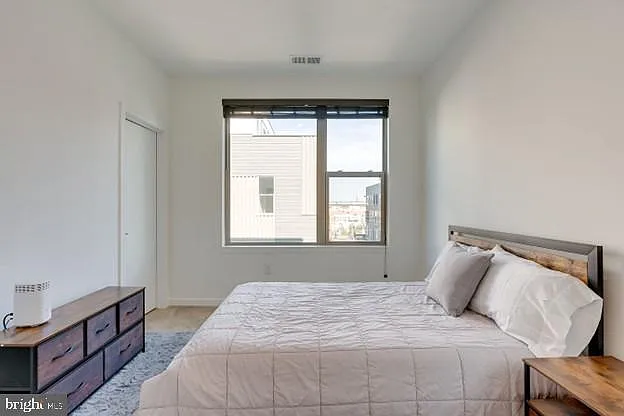 2008 Northbank Pl — Photo 11