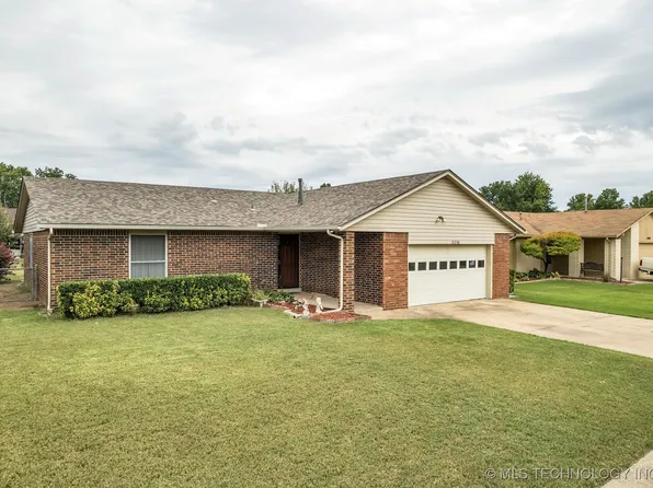 13236 E 32nd Ct, Tulsa, OK 74134