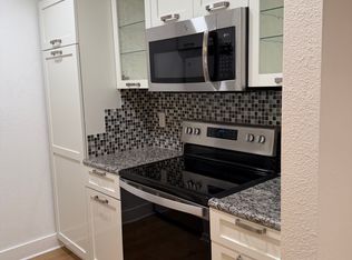 3183 Wayside Plz APT 105, Walnut Creek, CA 94597