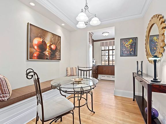 3rd image of 12 E 87th St #Penthouse