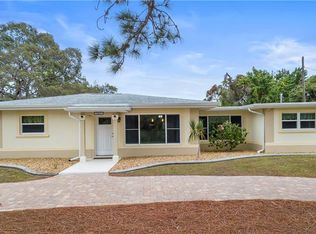 3921 Shamrock Dr, Venice, FL 34293