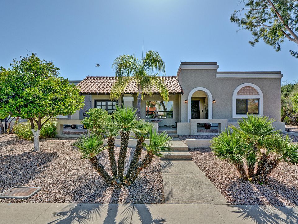 1st image of 1001 E Braeburn Dr