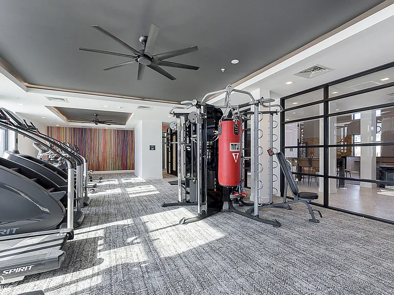 9745 Oleander Dr — Photo 34
