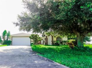 1402 Bluff Loop, Dundee, FL 33838