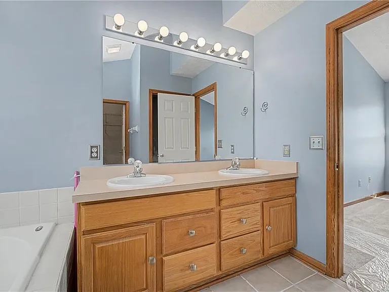2996 Brookfield Ct — Photo 30