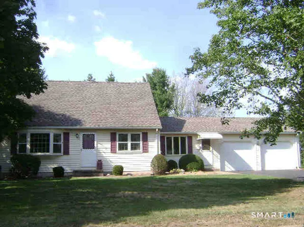 121 Carriage Drive, Manchester, CT 06040
