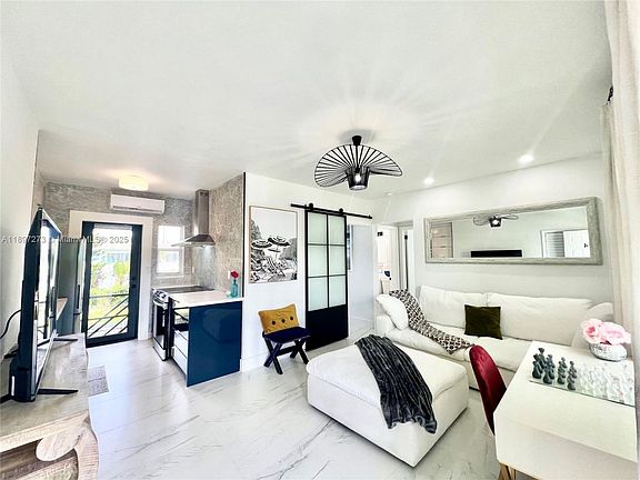 2nd image of 8270 NE 1st Pl #4