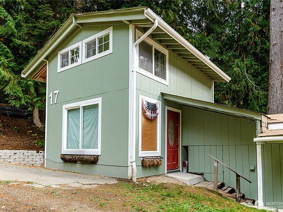 Shop with bedroom above>