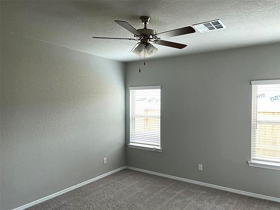 4th image of 25541 Northpark Palm Dr