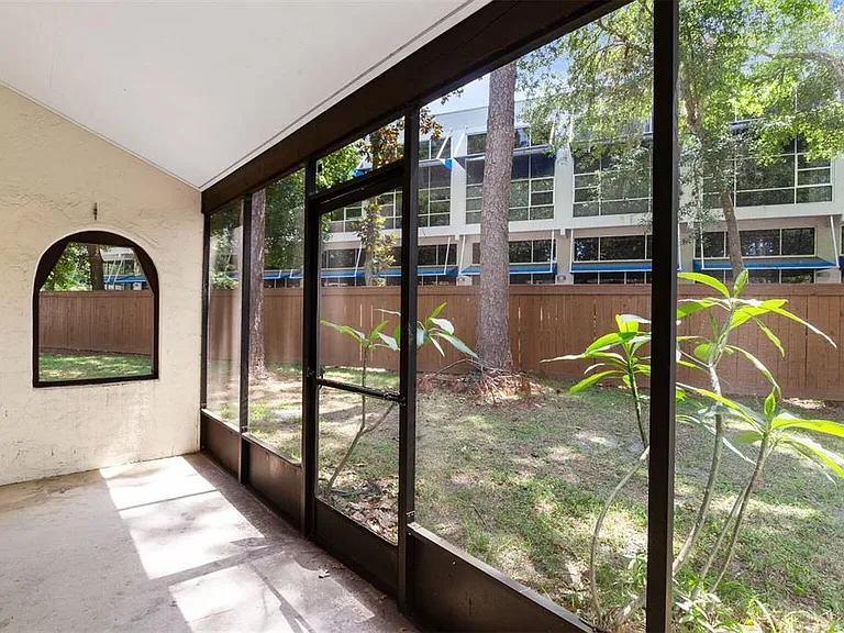 2635 SW 35th Pl #301 — Photo 25