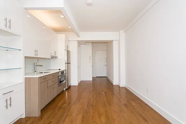 Rented by Bridgeline Property Management, LLC | media 35